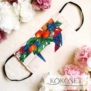 Bežová rouška s papouškem