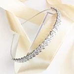 Stříbrná svatební čelenka se zirkonovými lístky