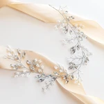 Stříbrná větvička do vlasů, dlouhá ozdobná s cyrkonii