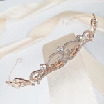 Elegantní svatební koruna, diadém tiara v růžovém zlatě