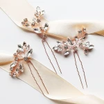 Sada vlásenek se zirkony z růžového zlata pro svatební účes