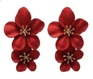 Červené náušnice dvojité květinové světlé na puzetu