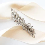 Stříbrná spona do vlasů s listy připínací