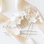 Sada zlatý hřeben a vlásenek pro vlasy se zirkonovými květy a perlami