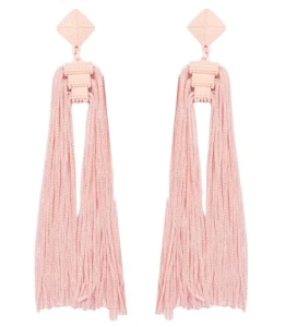 Dlouhé střapcové náušnice v růžové pastelově barvě