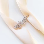 Stříbrná spona do vlasů se zirkonovými květy