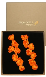 Dlouhé květinové náušnice LIDIA orange