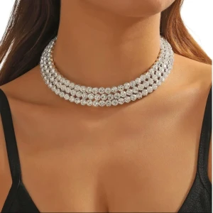 Náhrdelník 3 řady choker se zirkony