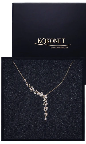 asymetrický zlatý elegantní svatební náhrdelník krystaly listy boho GLAM